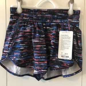 NWT lululemon tracker shorts size 8
